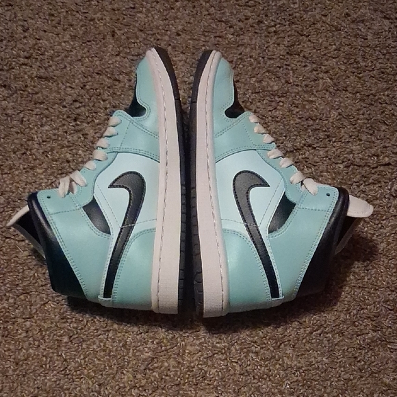 AIR JORDAN Womens/ big girls "Aqua Black" BQ6472 300 - Picture 7 of 8